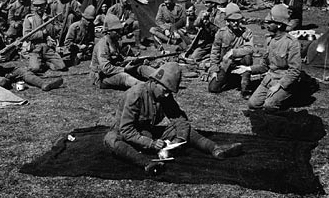 Boer War Photo, The Canadian uniform was as durable as those of British military fabric, the canvas proved stiff and harsh, chaffing the necks and legs of the troops. c003477