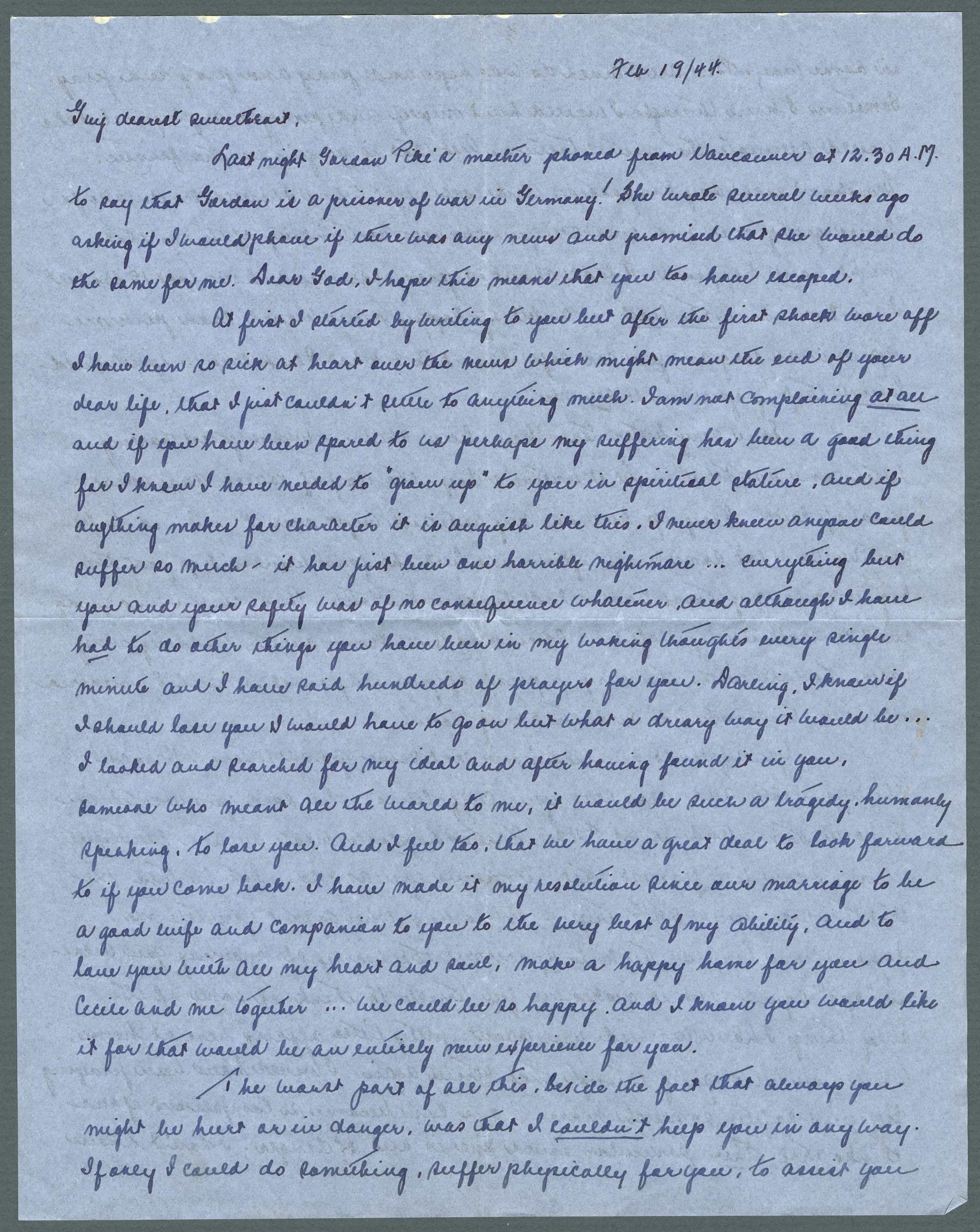 Une lettre écrite à l'encre bleue sur un morceau de papier découvert au Musée canadien de la guerre à Ottawa.